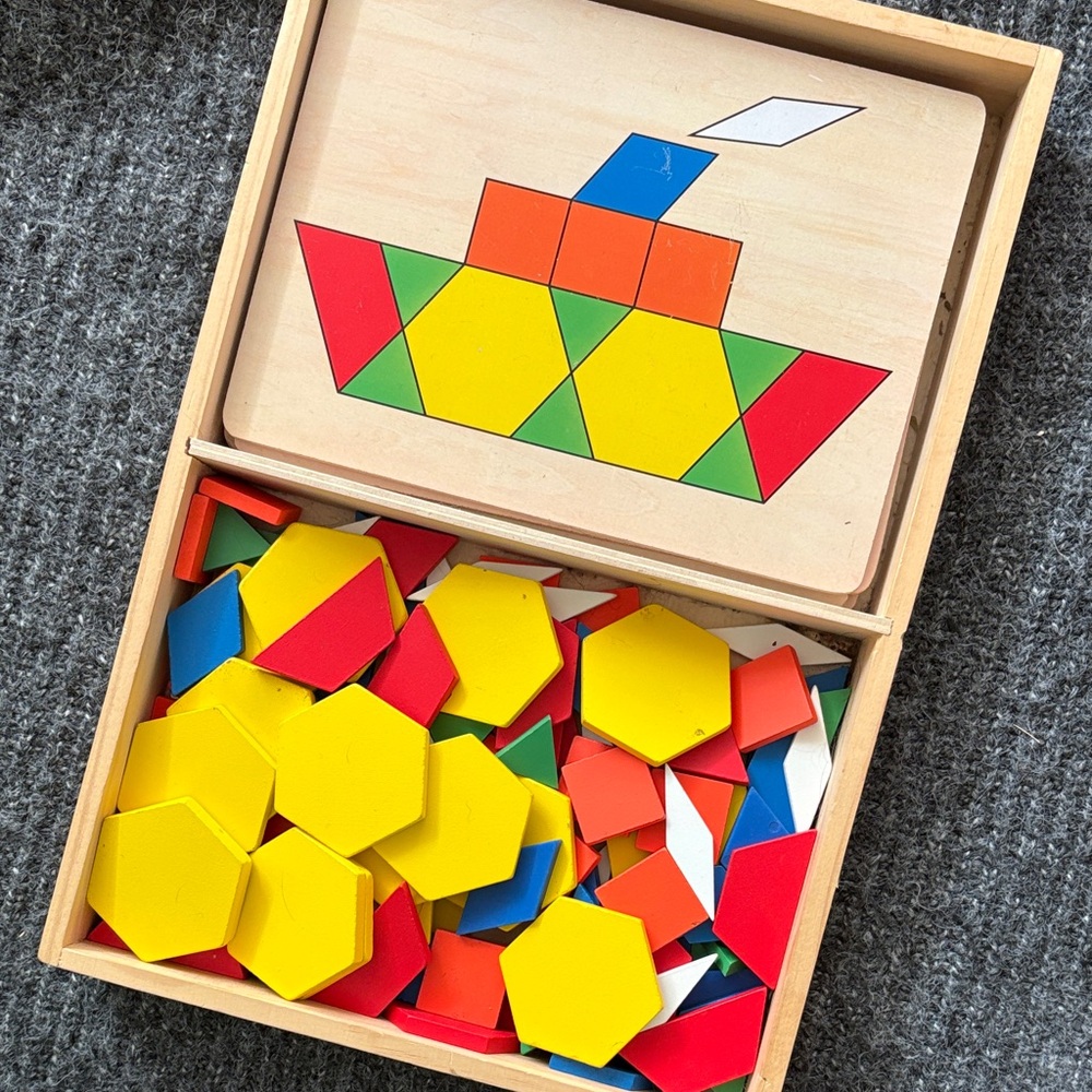 Melissa & Doug Colorful Shape Puzzle Box